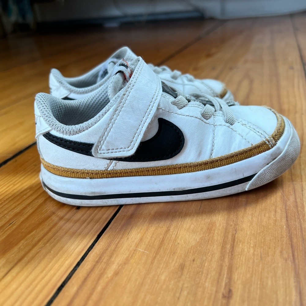 Nike Court Legacy Toddler Size 7 Sneakers